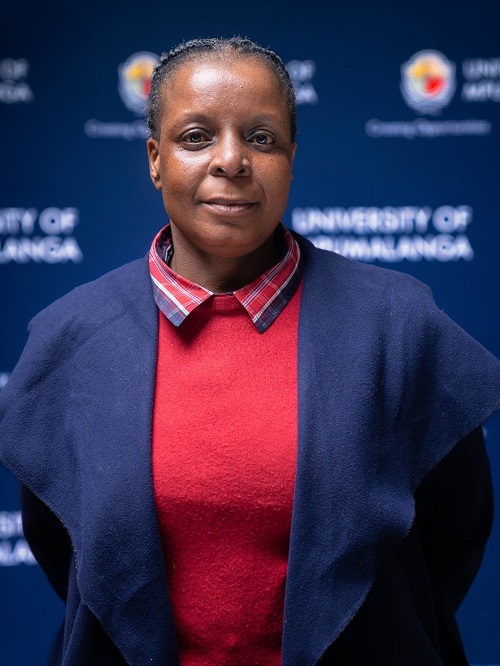 Dr Lindiwe Jiyane